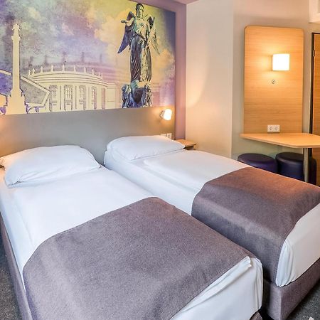 B&B Hotel Stuttgart-Vaihingen Bagian luar foto