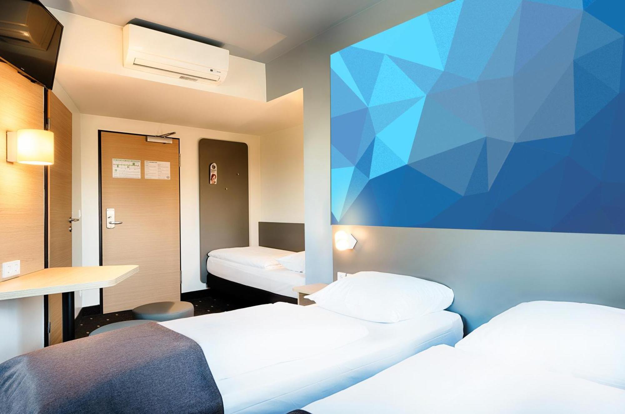 B&B Hotel Stuttgart-Vaihingen Bagian luar foto
