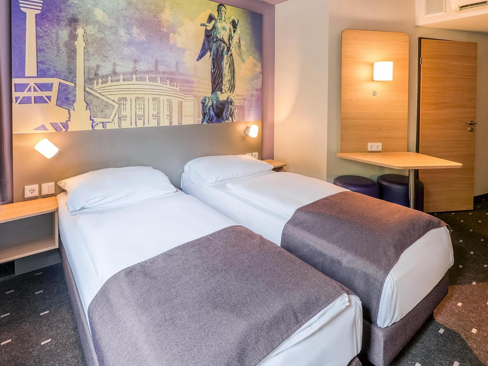 B&B Hotel Stuttgart-Vaihingen Bagian luar foto